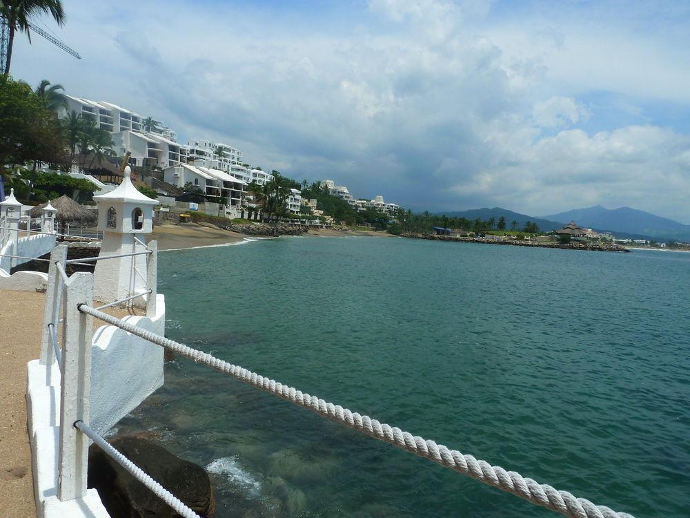 Dolphin Cove Inn Manzanillo Exteriör bild