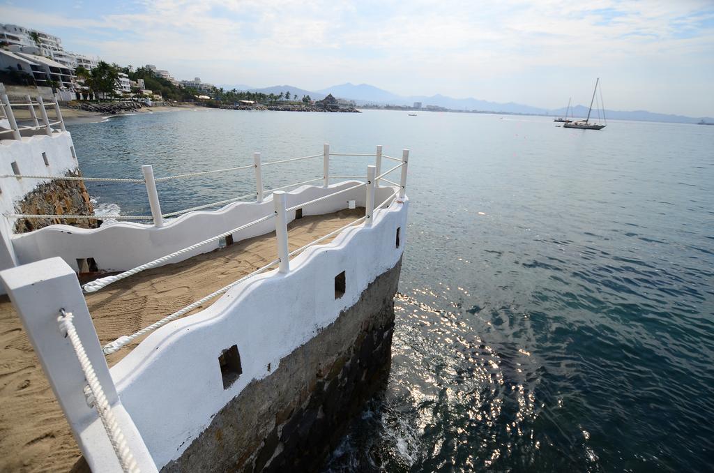 Dolphin Cove Inn Manzanillo Exteriör bild