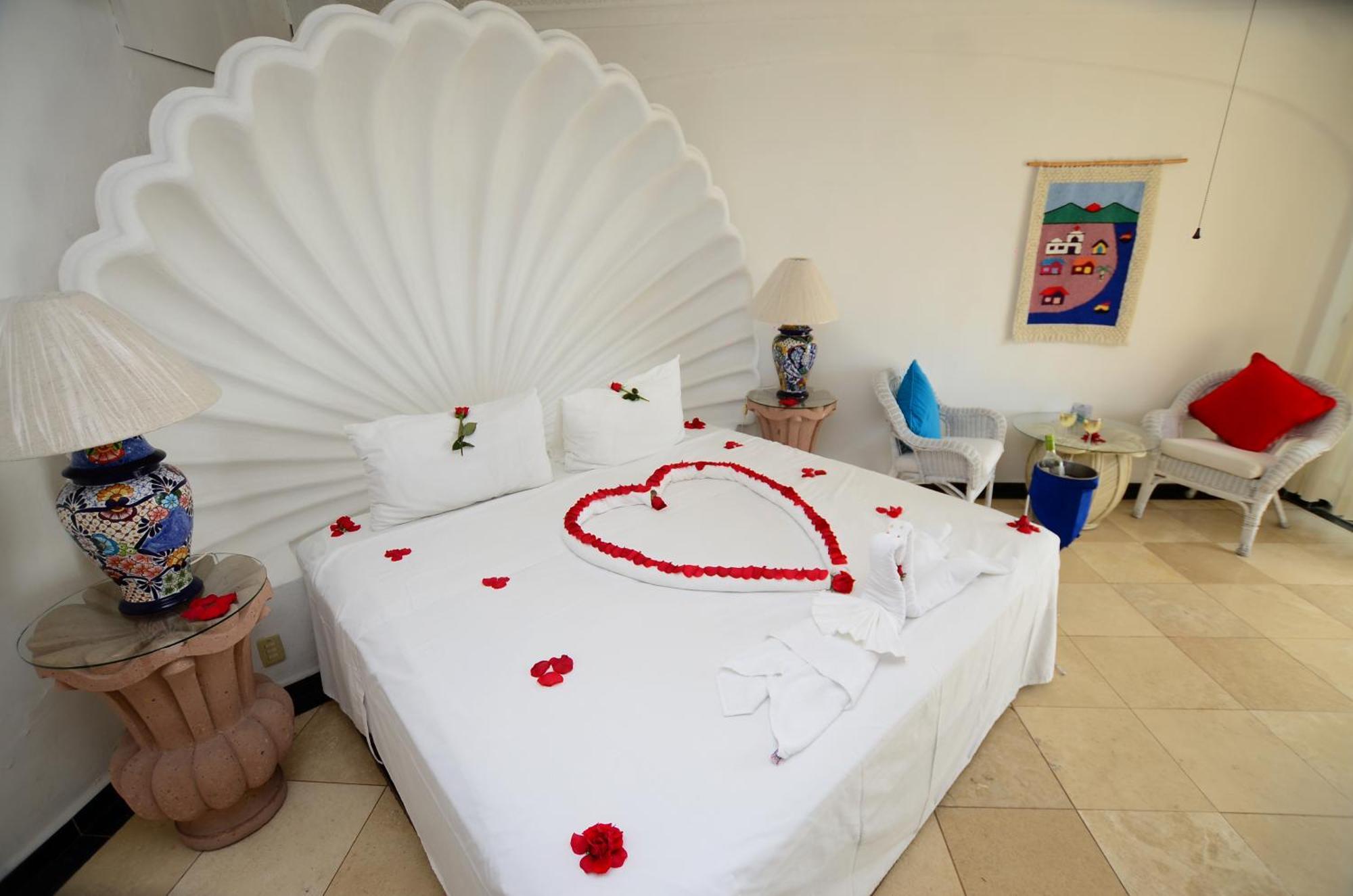 Dolphin Cove Inn Manzanillo Exteriör bild