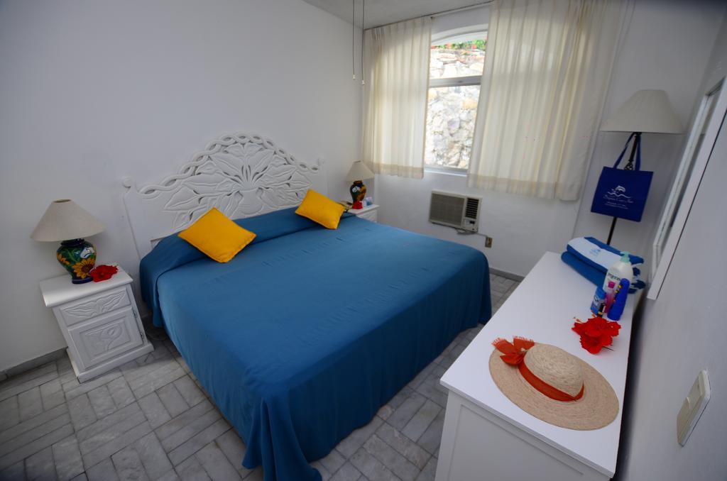Dolphin Cove Inn Manzanillo Exteriör bild